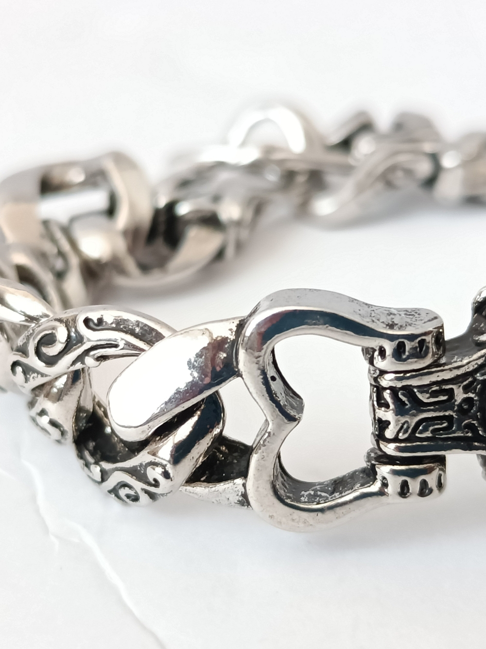 Engraved Tiger Head Silver Tone Link Bracelet 8 Inches - Picture 5 of 5